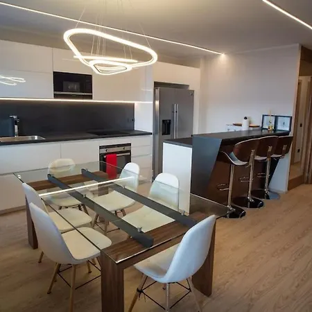 Luxury Flat In Cervinia 34 * Брей-Червінія