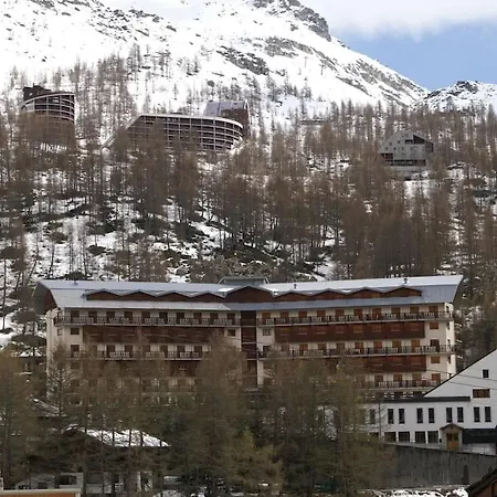 Luxury Flat In Cervinia 34 Апартаменти Брей-Червінія